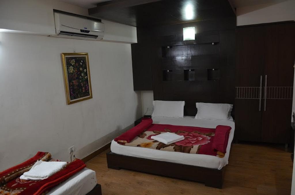 Hotel Durga International New Delhi Exterior photo