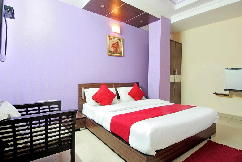 Hotel Durga International New Delhi Room photo